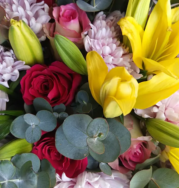 rosettage-en-petale-bouquet-fleurs-fraiches